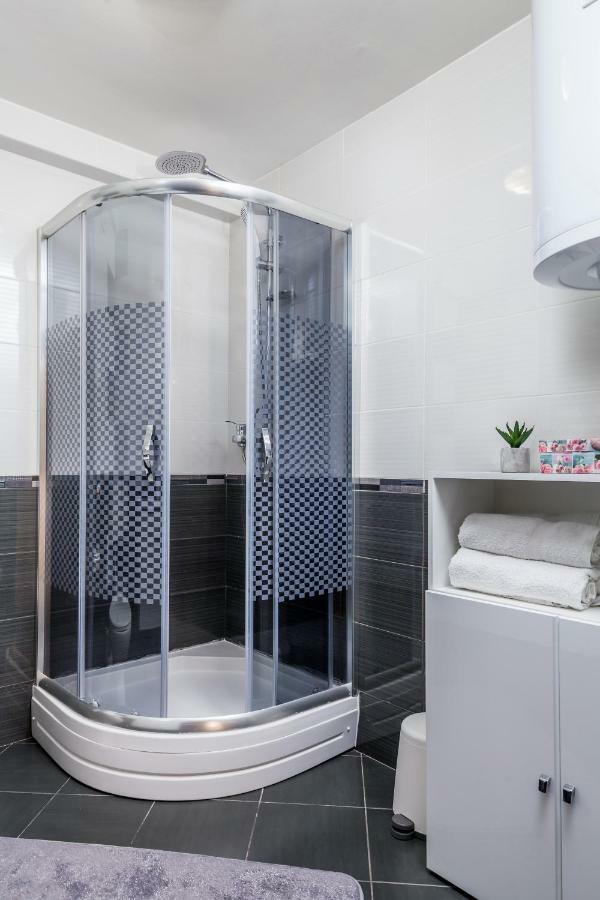 Apartman Javor Apartment Otocac Luaran gambar